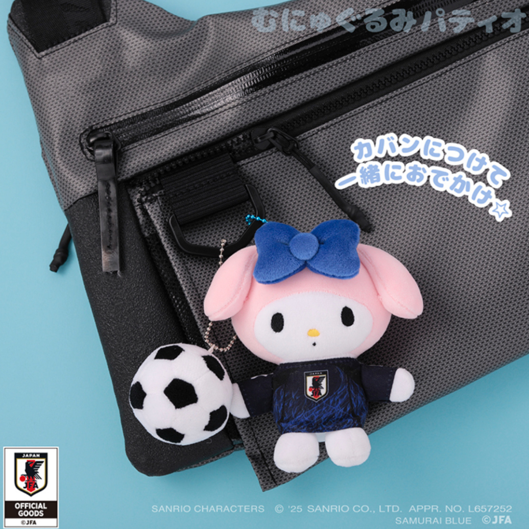 日本直送|Sanrio x 日本國家足球隊系列 - 吊飾公仔